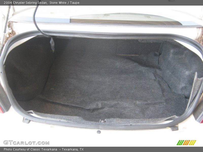 Stone White / Taupe 2004 Chrysler Sebring Sedan