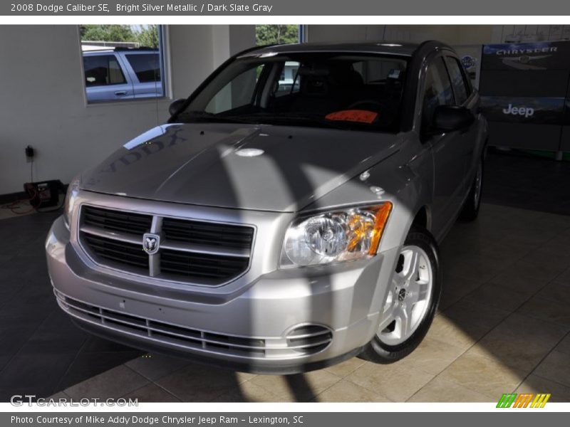 Bright Silver Metallic / Dark Slate Gray 2008 Dodge Caliber SE