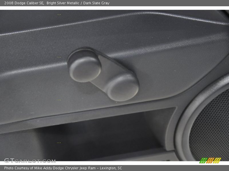 Bright Silver Metallic / Dark Slate Gray 2008 Dodge Caliber SE