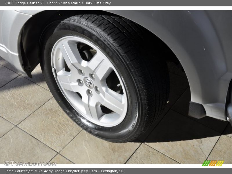 Bright Silver Metallic / Dark Slate Gray 2008 Dodge Caliber SE