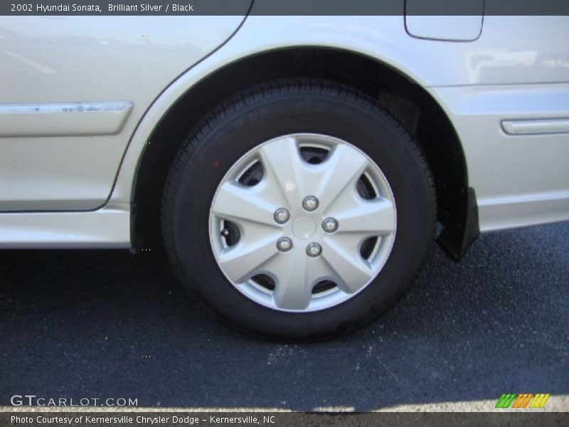 Brilliant Silver / Black 2002 Hyundai Sonata