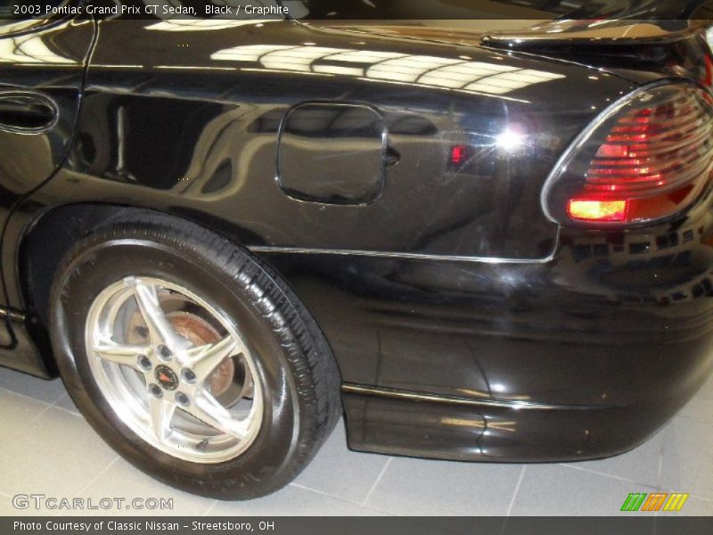 Black / Graphite 2003 Pontiac Grand Prix GT Sedan