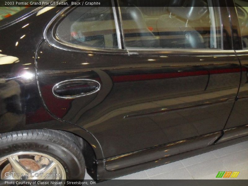 Black / Graphite 2003 Pontiac Grand Prix GT Sedan