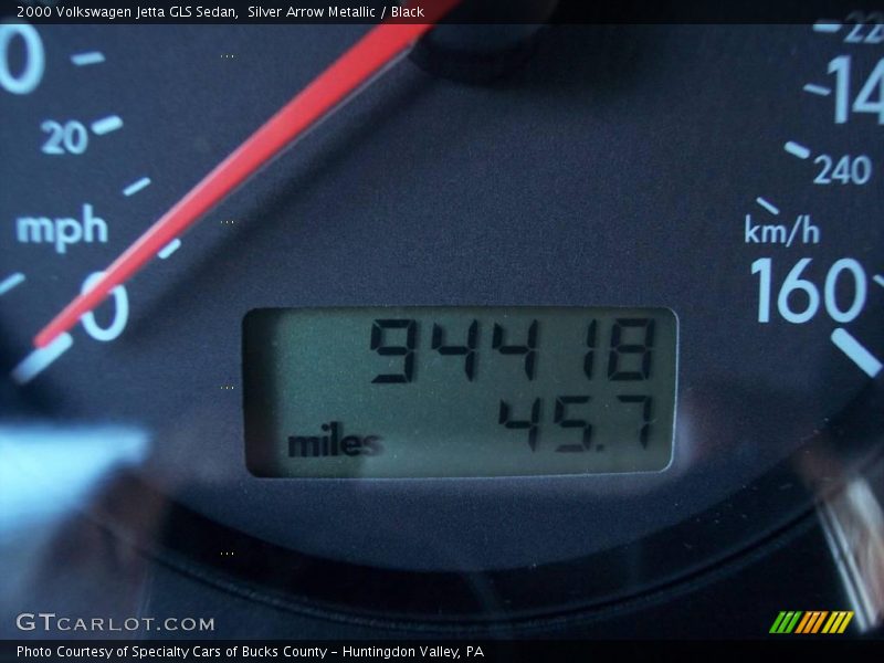 Silver Arrow Metallic / Black 2000 Volkswagen Jetta GLS Sedan