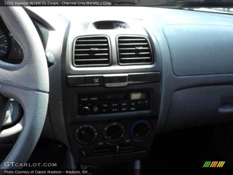 Charcoal Gray Metallic / Gray 2003 Hyundai Accent GL Coupe