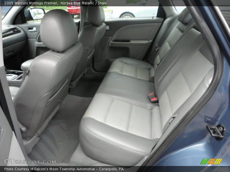  2005 Montego Premier Shale Interior