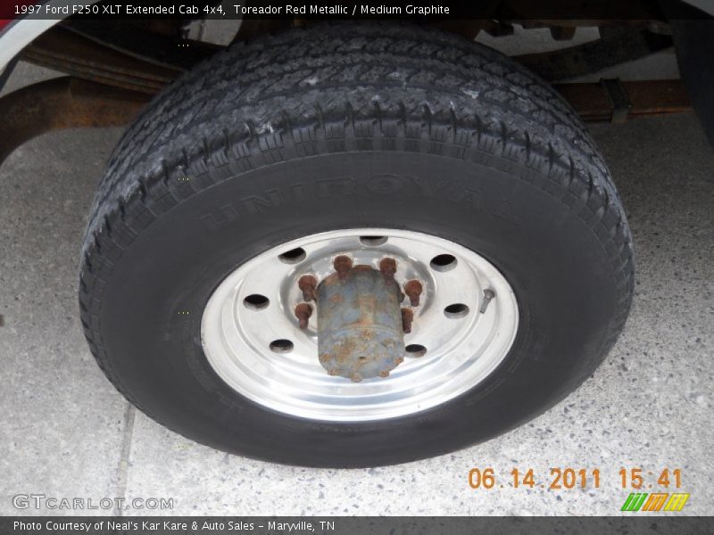 Toreador Red Metallic / Medium Graphite 1997 Ford F250 XLT Extended Cab 4x4