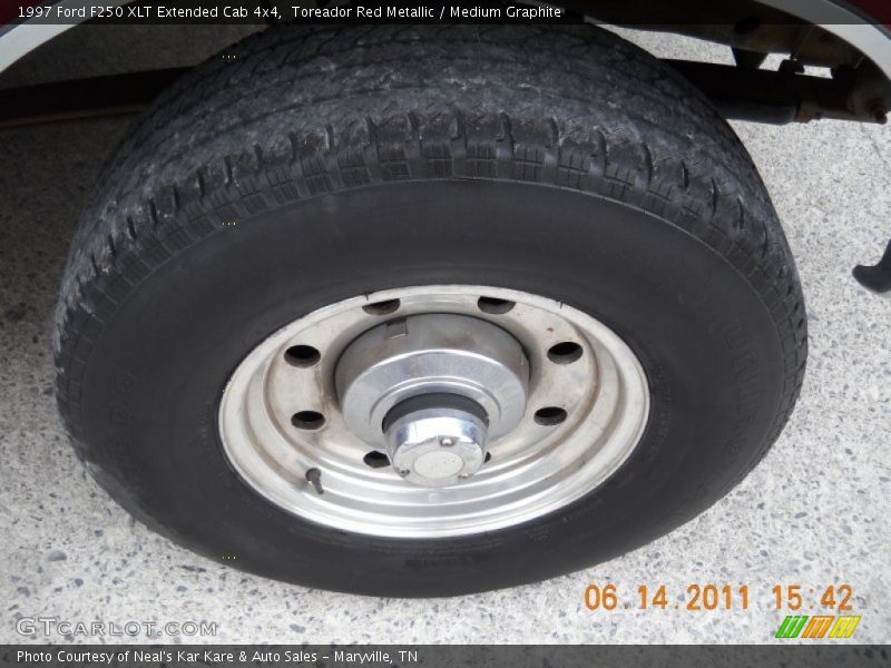 Toreador Red Metallic / Medium Graphite 1997 Ford F250 XLT Extended Cab 4x4