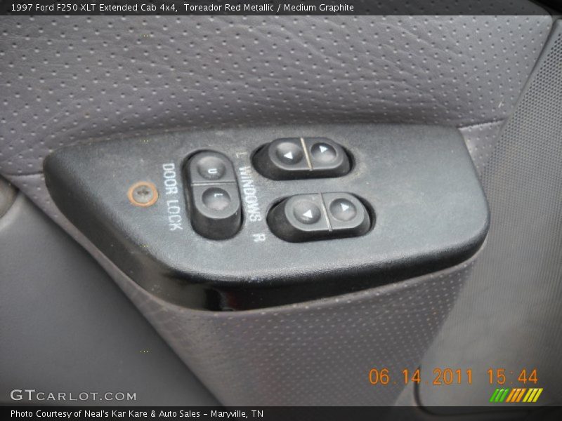 Toreador Red Metallic / Medium Graphite 1997 Ford F250 XLT Extended Cab 4x4