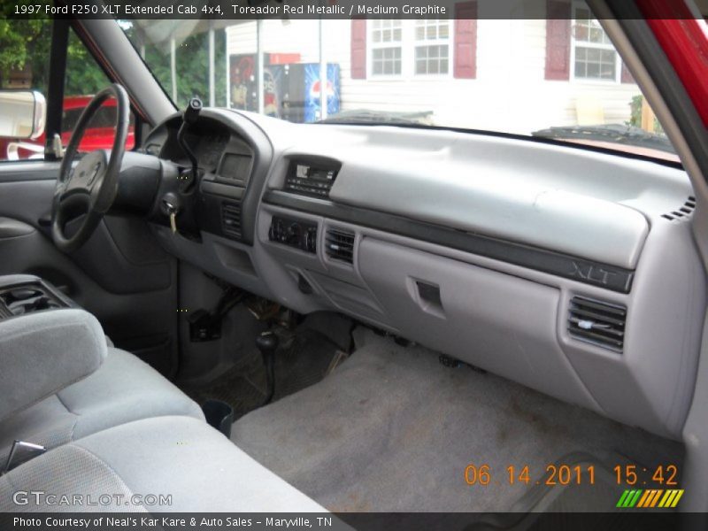 Toreador Red Metallic / Medium Graphite 1997 Ford F250 XLT Extended Cab 4x4