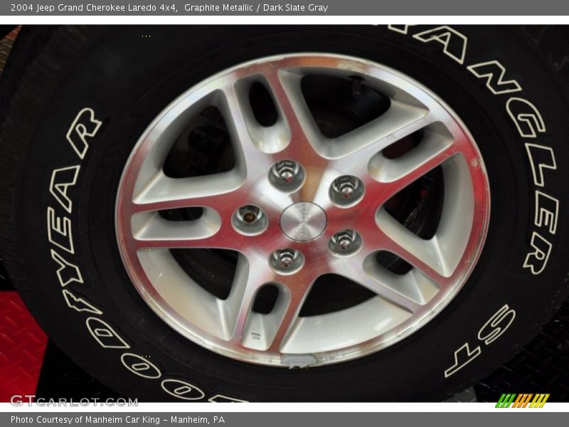 Graphite Metallic / Dark Slate Gray 2004 Jeep Grand Cherokee Laredo 4x4