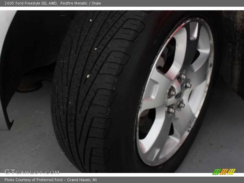 Redfire Metallic / Shale 2005 Ford Freestyle SEL AWD