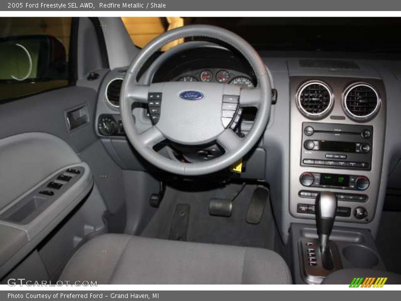 Redfire Metallic / Shale 2005 Ford Freestyle SEL AWD