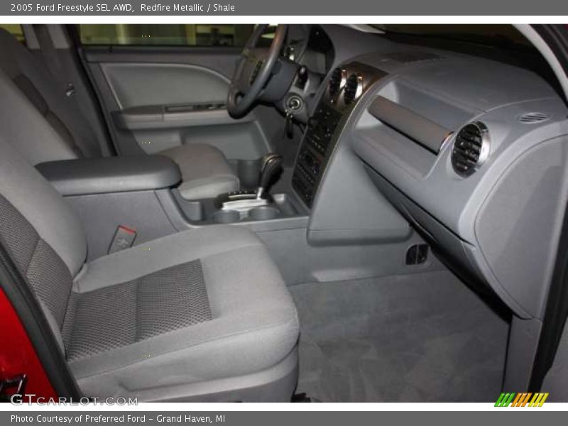 Redfire Metallic / Shale 2005 Ford Freestyle SEL AWD