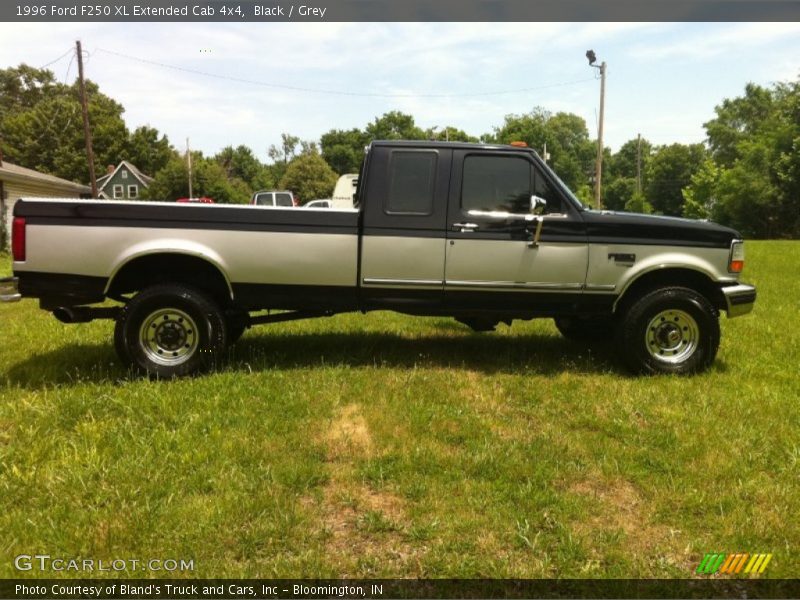 Black / Grey 1996 Ford F250 XL Extended Cab 4x4