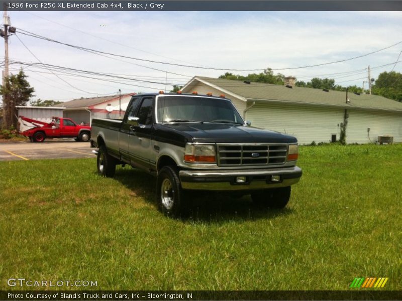 Black / Grey 1996 Ford F250 XL Extended Cab 4x4