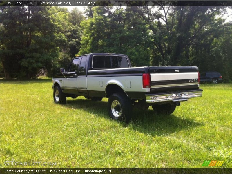 Black / Grey 1996 Ford F250 XL Extended Cab 4x4