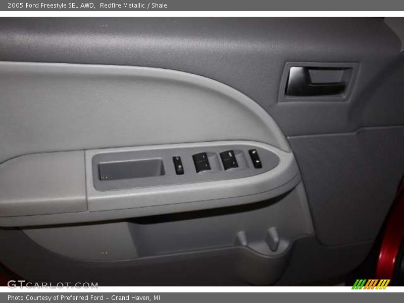 Redfire Metallic / Shale 2005 Ford Freestyle SEL AWD