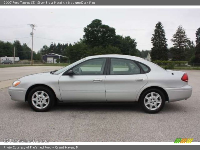 Silver Frost Metallic / Medium/Dark Flint 2007 Ford Taurus SE