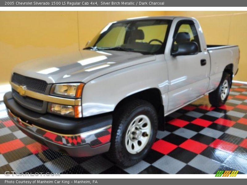 Silver Birch Metallic / Dark Charcoal 2005 Chevrolet Silverado 1500 LS Regular Cab 4x4