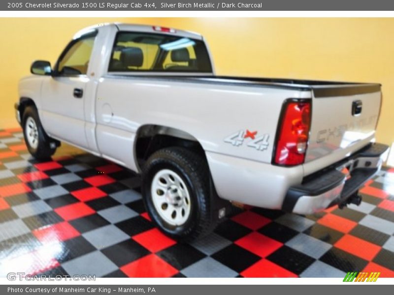 Silver Birch Metallic / Dark Charcoal 2005 Chevrolet Silverado 1500 LS Regular Cab 4x4