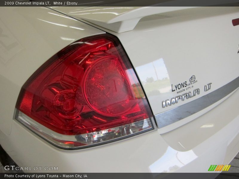 White / Ebony 2009 Chevrolet Impala LT