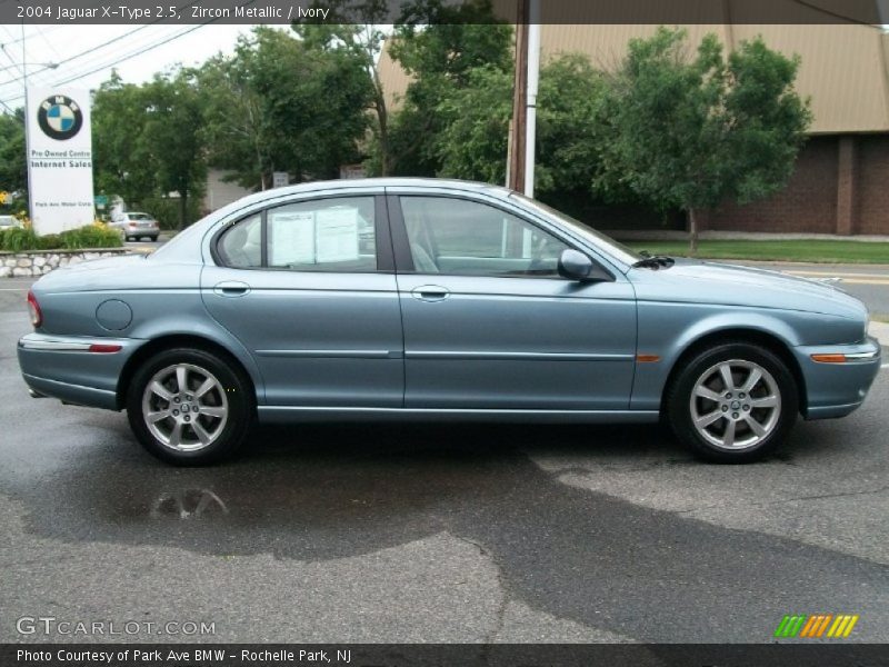 Zircon Metallic / Ivory 2004 Jaguar X-Type 2.5