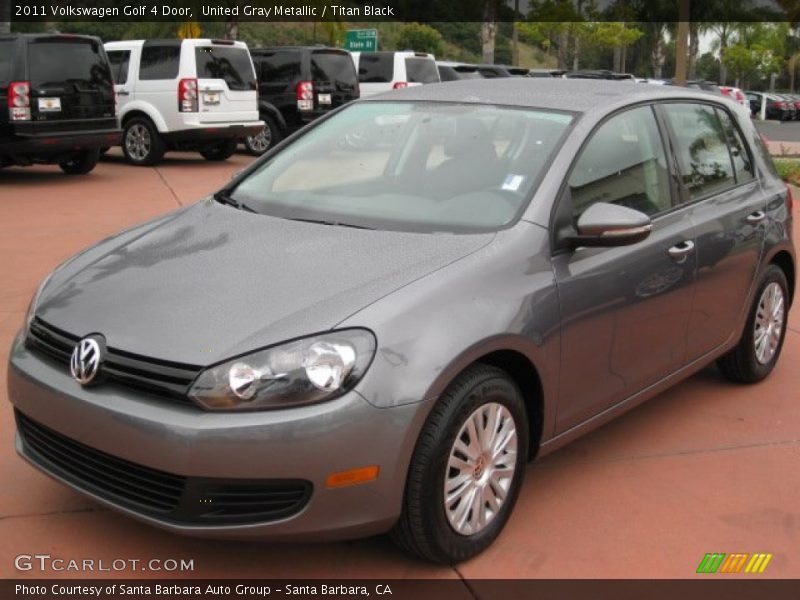 Front 3/4 View of 2011 Golf 4 Door
