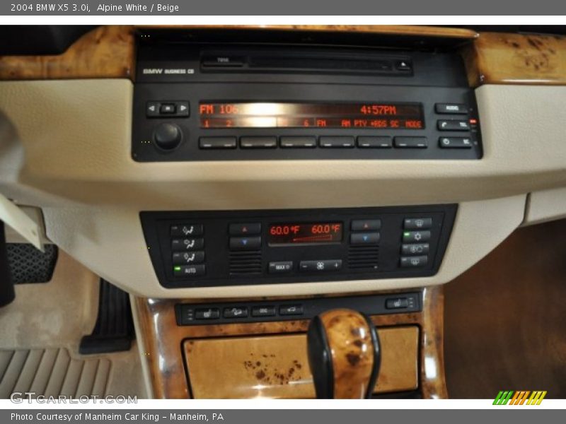 Alpine White / Beige 2004 BMW X5 3.0i