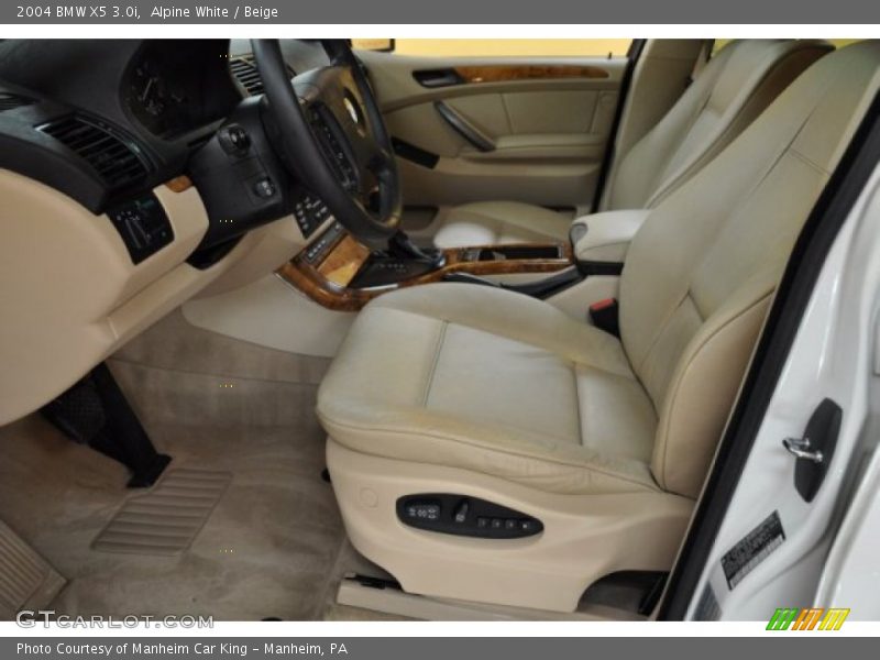 Alpine White / Beige 2004 BMW X5 3.0i