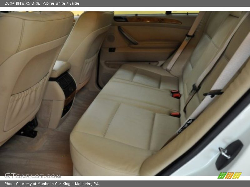Alpine White / Beige 2004 BMW X5 3.0i