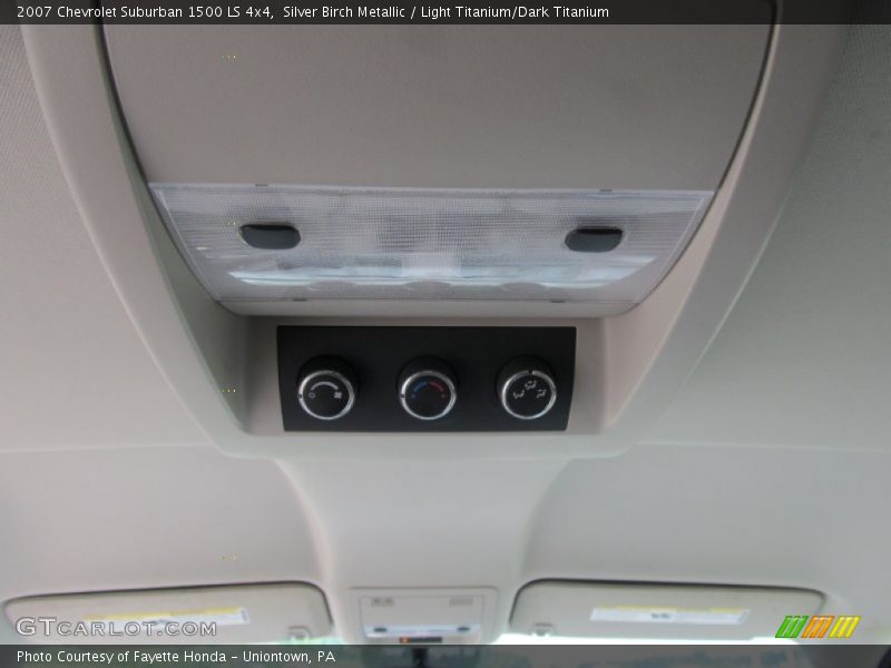 Silver Birch Metallic / Light Titanium/Dark Titanium 2007 Chevrolet Suburban 1500 LS 4x4