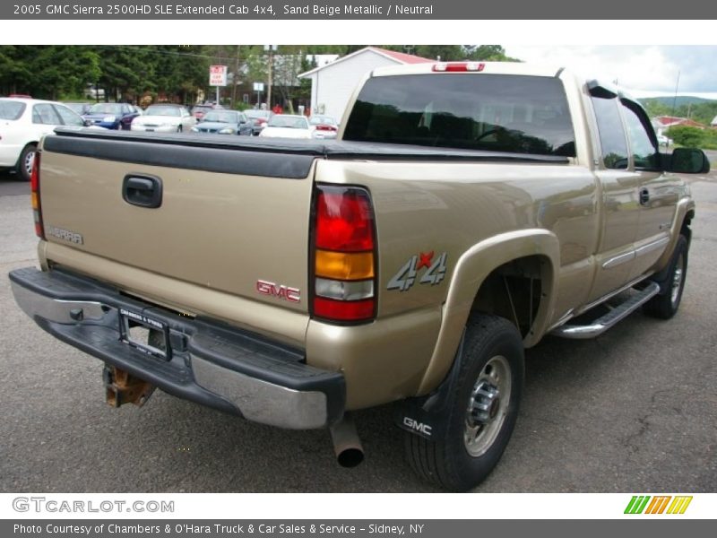 Sand Beige Metallic / Neutral 2005 GMC Sierra 2500HD SLE Extended Cab 4x4