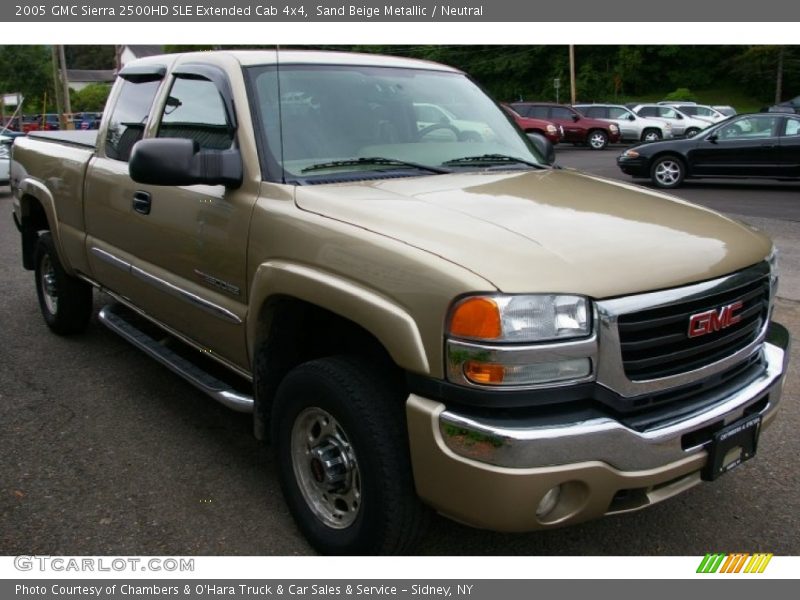 Sand Beige Metallic / Neutral 2005 GMC Sierra 2500HD SLE Extended Cab 4x4