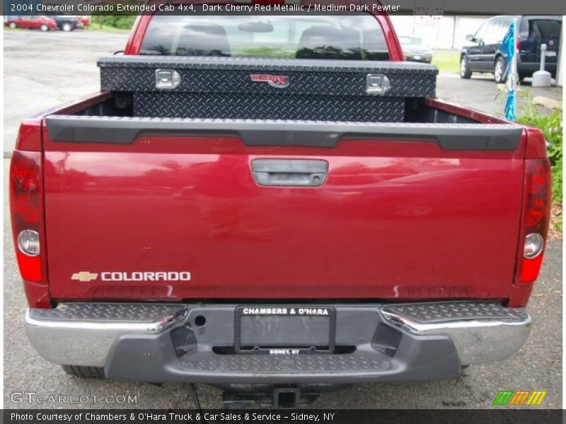Dark Cherry Red Metallic / Medium Dark Pewter 2004 Chevrolet Colorado Extended Cab 4x4