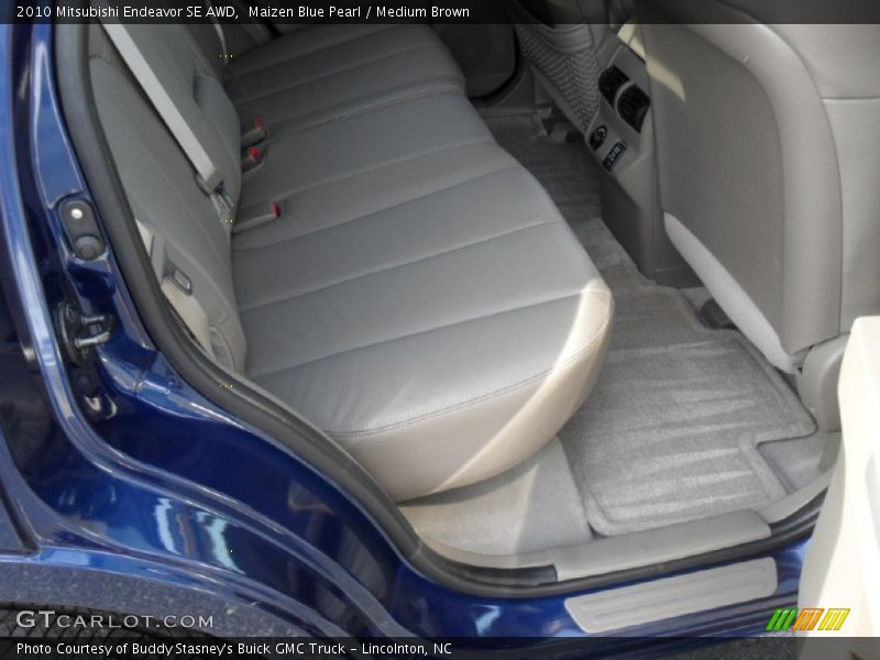 Maizen Blue Pearl / Medium Brown 2010 Mitsubishi Endeavor SE AWD
