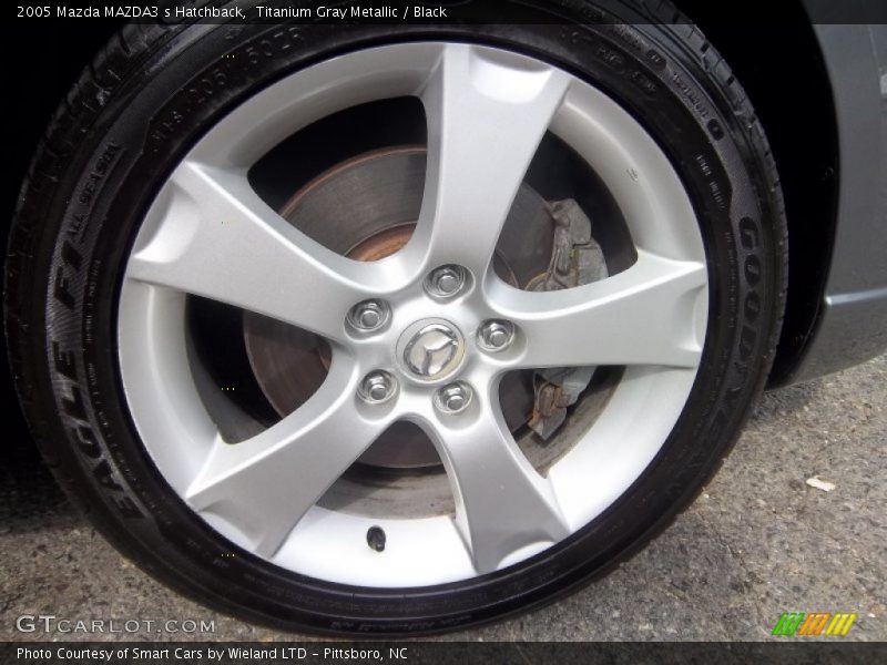 Titanium Gray Metallic / Black 2005 Mazda MAZDA3 s Hatchback