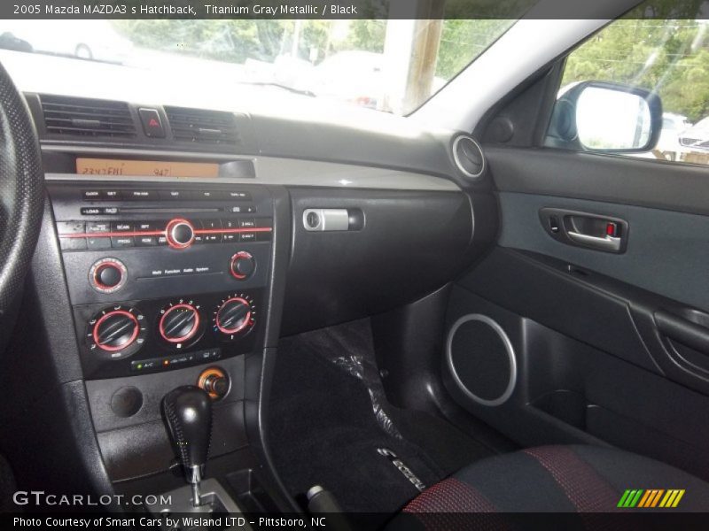 Titanium Gray Metallic / Black 2005 Mazda MAZDA3 s Hatchback