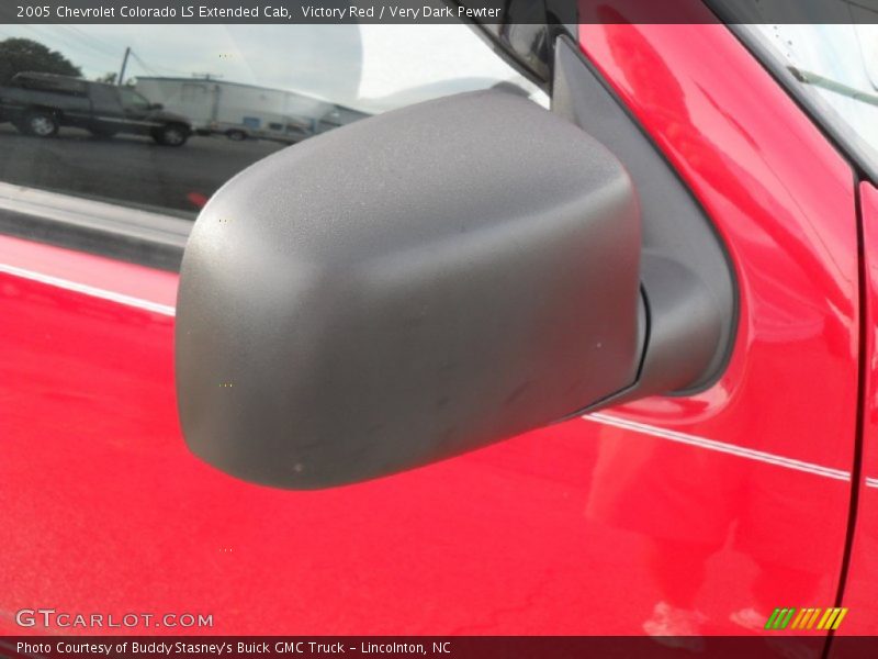 Victory Red / Very Dark Pewter 2005 Chevrolet Colorado LS Extended Cab