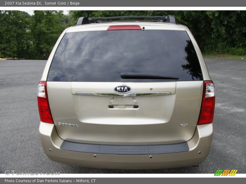 Sunset Gold / Beige 2007 Kia Sedona EX