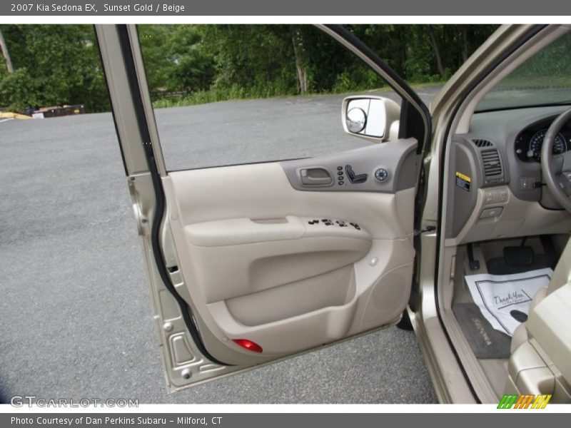 Sunset Gold / Beige 2007 Kia Sedona EX