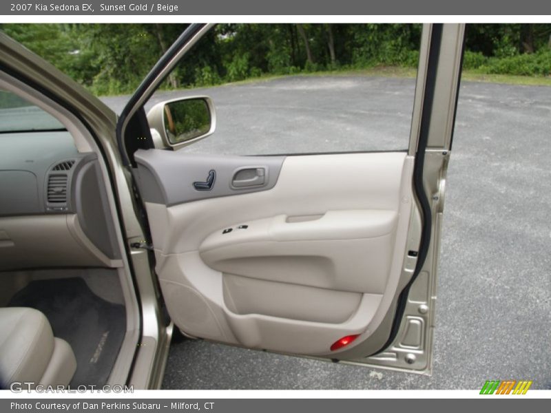 Sunset Gold / Beige 2007 Kia Sedona EX