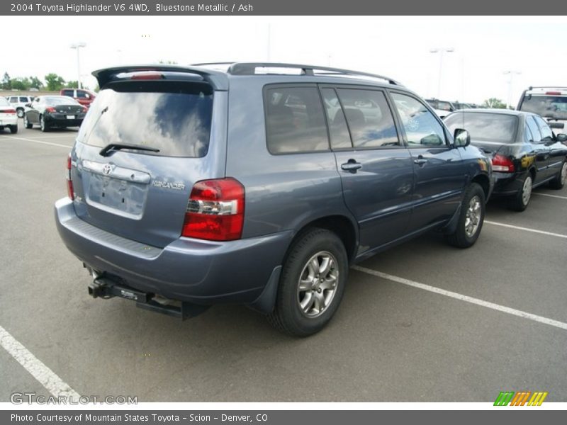 Bluestone Metallic / Ash 2004 Toyota Highlander V6 4WD
