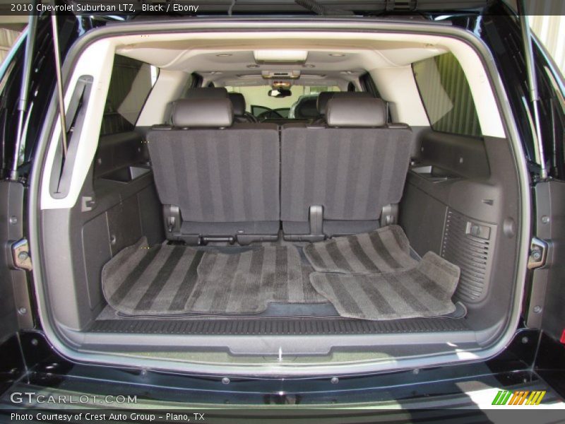  2010 Suburban LTZ Trunk