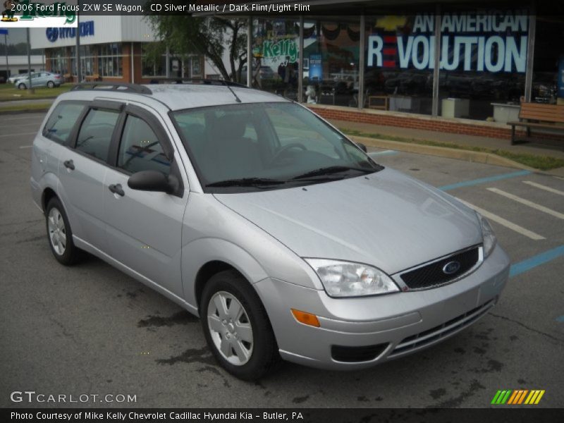 CD Silver Metallic / Dark Flint/Light Flint 2006 Ford Focus ZXW SE Wagon