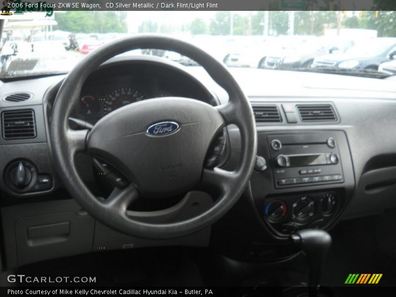 CD Silver Metallic / Dark Flint/Light Flint 2006 Ford Focus ZXW SE Wagon