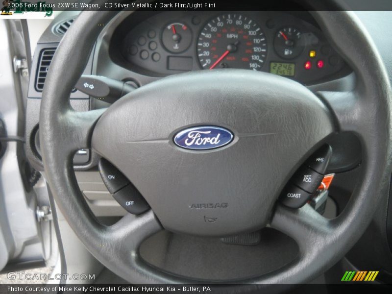 CD Silver Metallic / Dark Flint/Light Flint 2006 Ford Focus ZXW SE Wagon