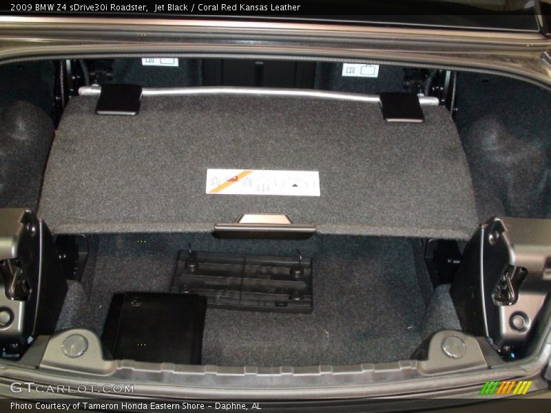  2009 Z4 sDrive30i Roadster Trunk