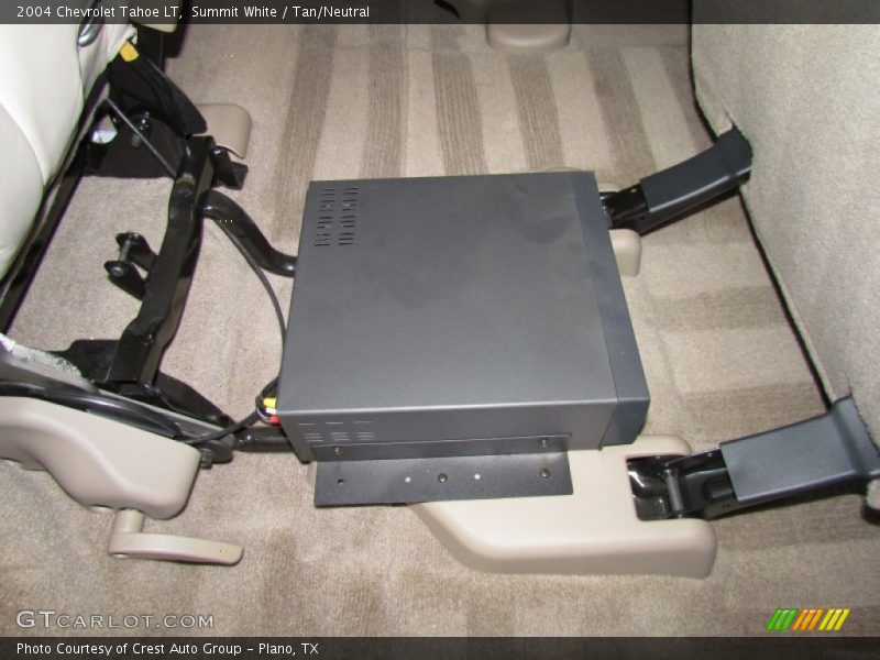 Summit White / Tan/Neutral 2004 Chevrolet Tahoe LT