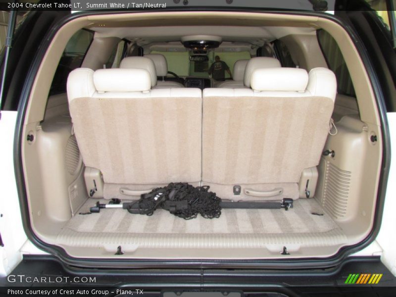 Summit White / Tan/Neutral 2004 Chevrolet Tahoe LT